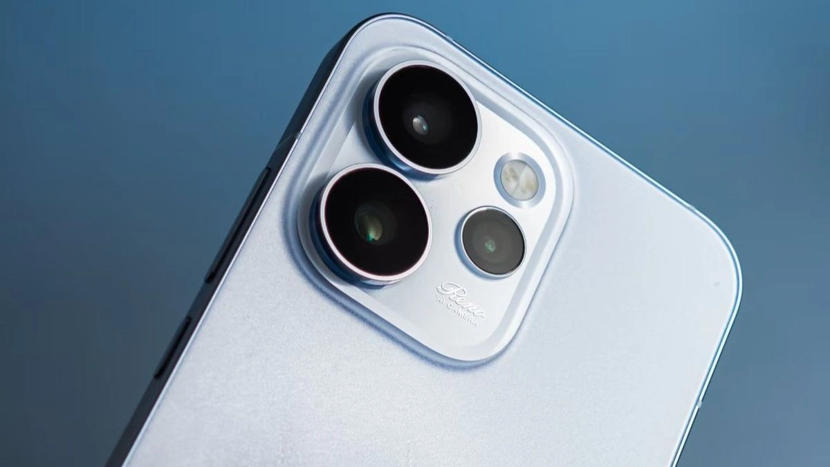 oppo reno 16 pro 200mp camera, oppo reno 16 pro review hindi, oppo reno 16 series launch date, oppo reno 16 pro 7000mah battery